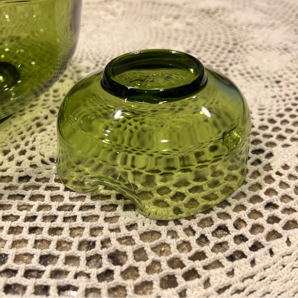 Anchor Hocking Accent Modern Chip Dip Bowls Avocado Green Pinched Glass 1960s - Picture 7 of 7